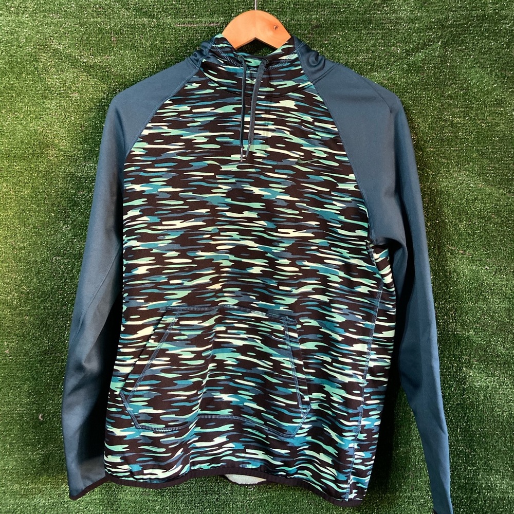 Women’s Nike Therma Fit Hoodie